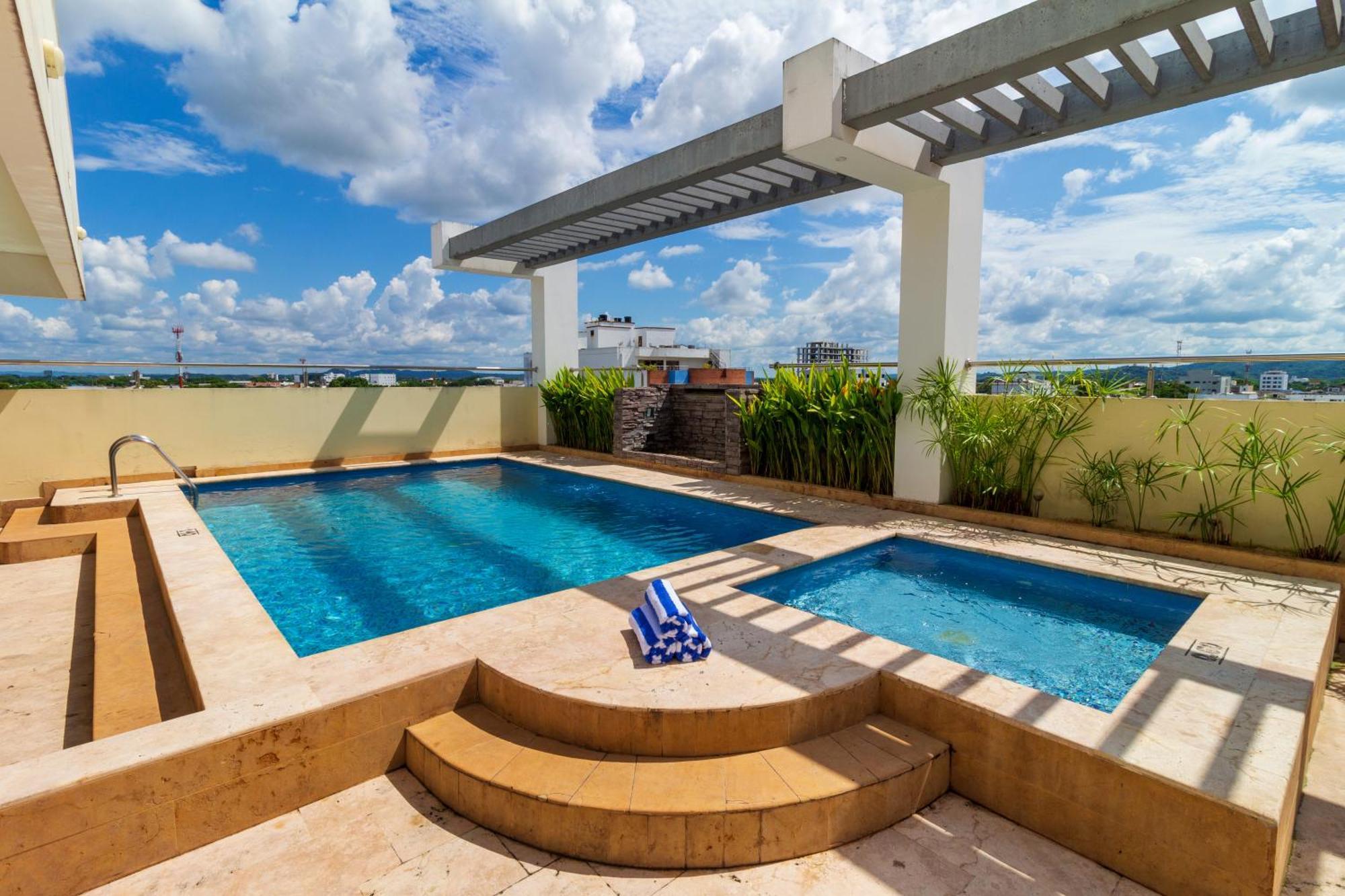 Hotel Baroca Montería エクステリア 写真