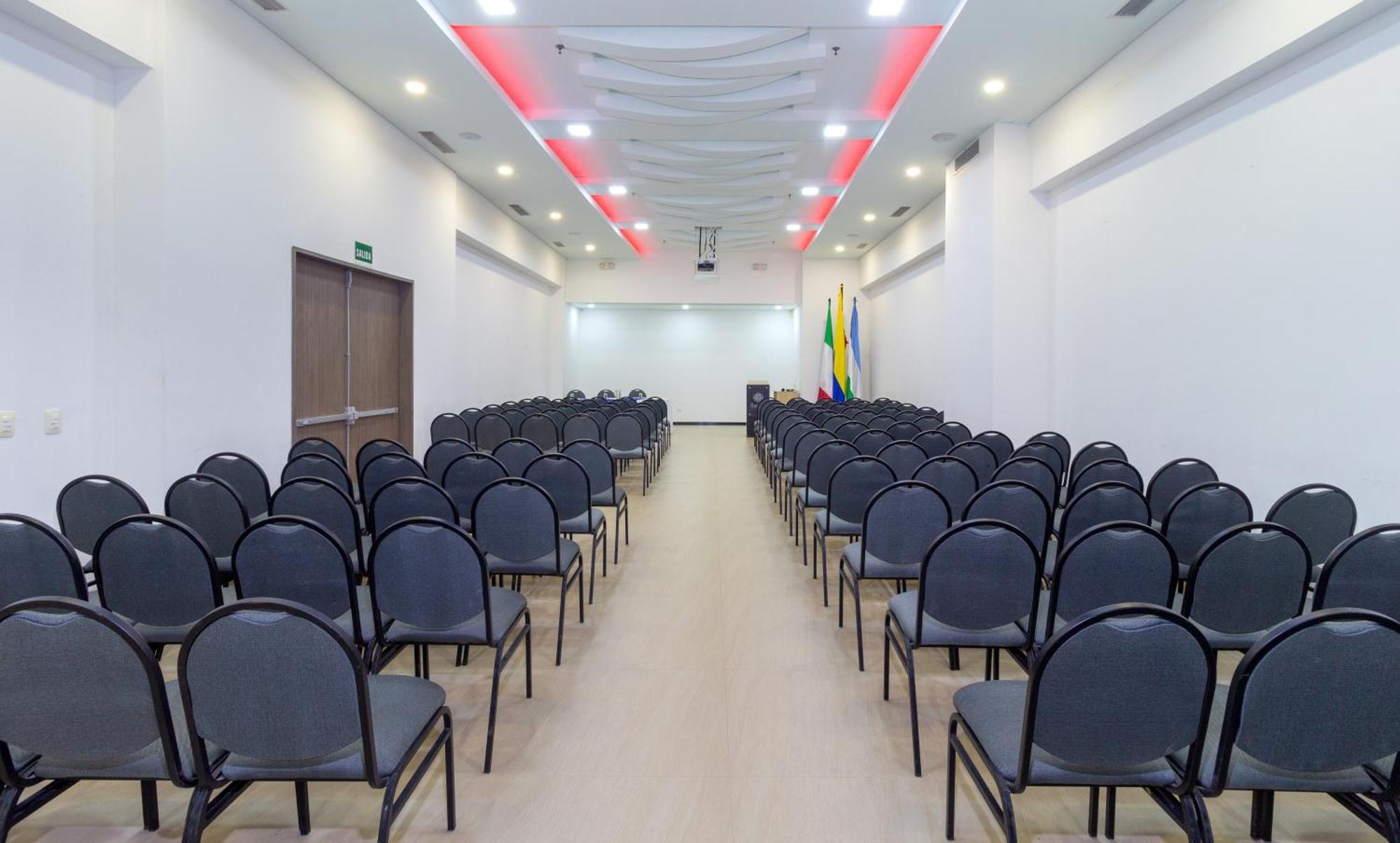 Hotel Baroca Montería エクステリア 写真