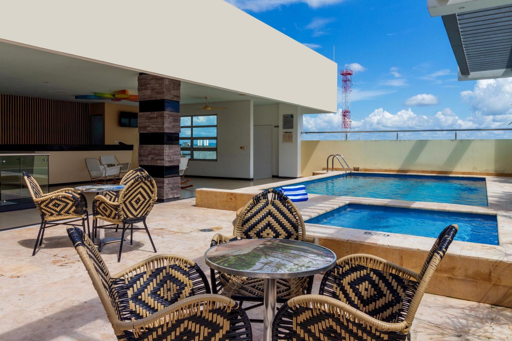 Hotel Baroca Montería エクステリア 写真
