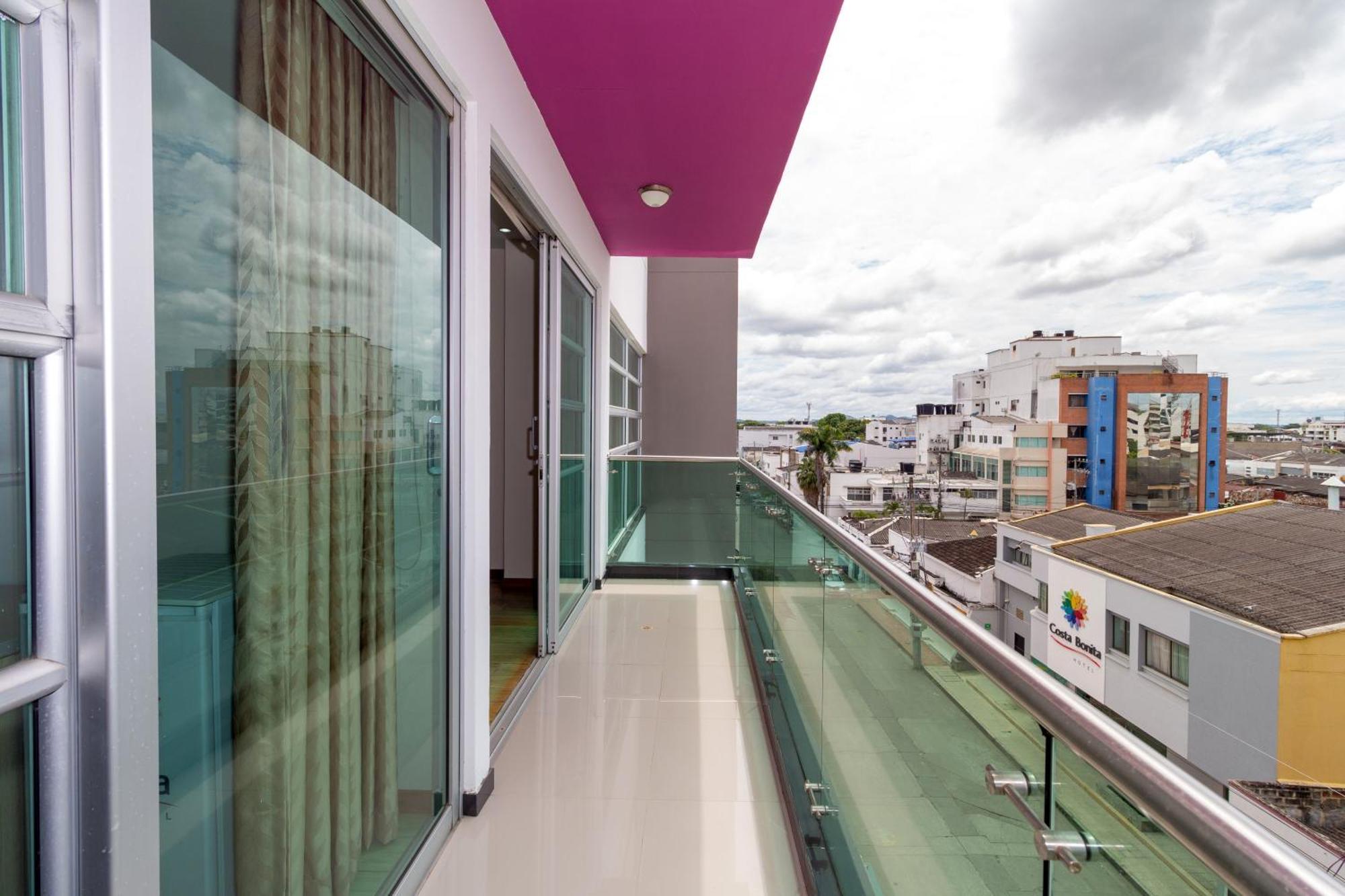 Hotel Baroca Montería エクステリア 写真