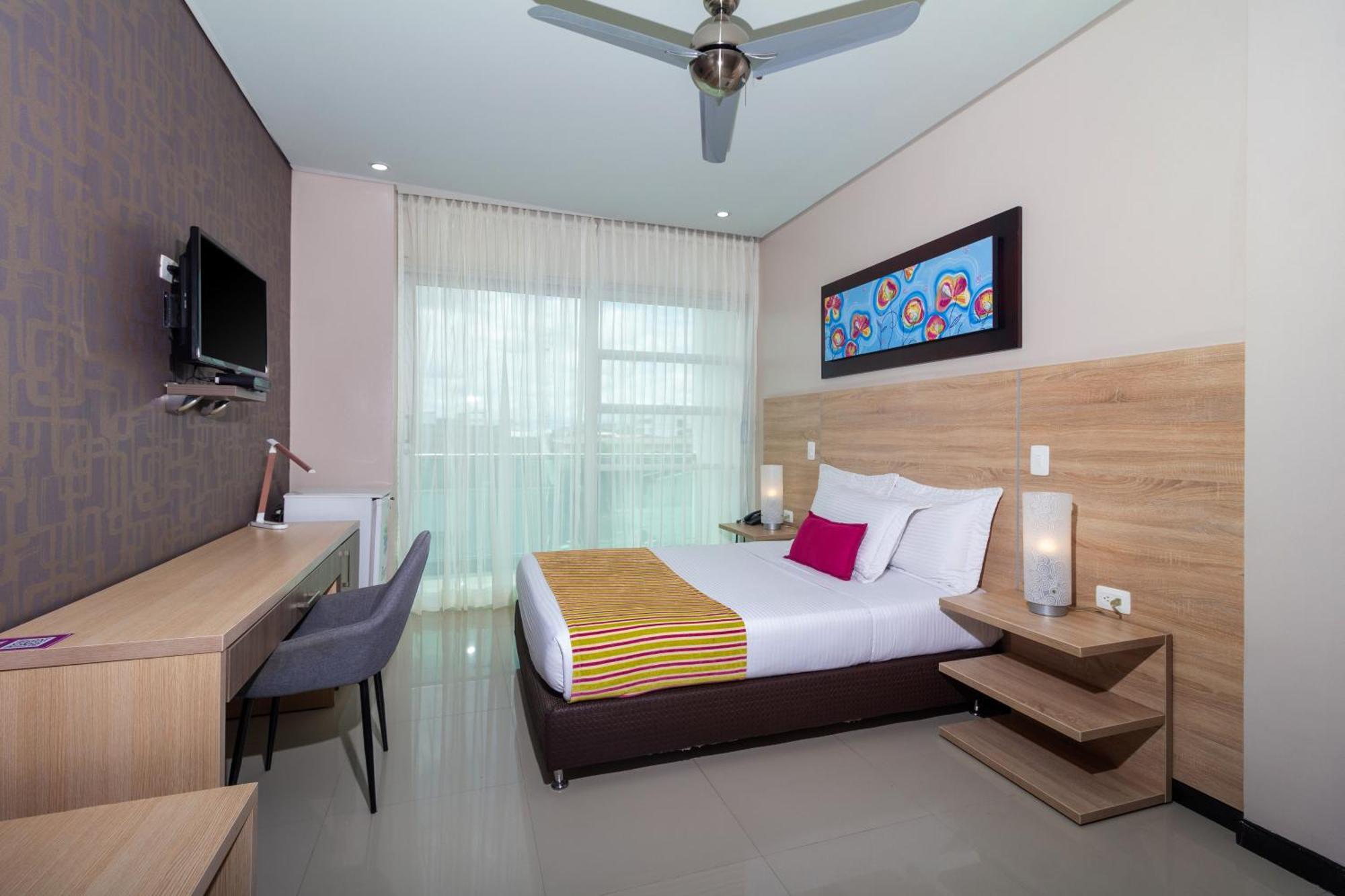 Hotel Baroca Montería エクステリア 写真